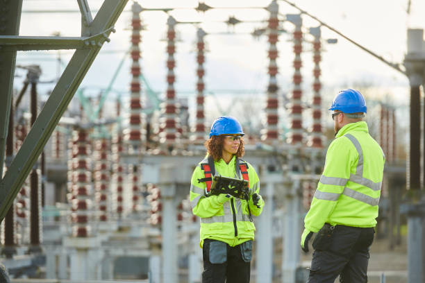 Best Electrician Near Me  in Hallandale Beach, FL